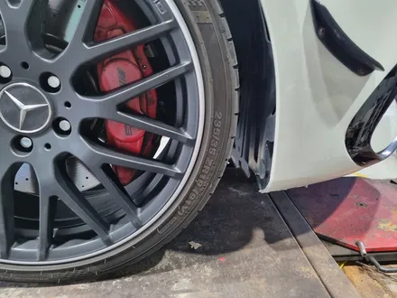 [전주휠복원 첨단타이어]벤츠CLA45 amg 자동차사고휠손상 보험처리 순정19인치 휠복원+휠도색=블랙무광+컷팅휠복원 -정읍휠,익산김제군산휠,순창남원휠복원,대전휠광주휠복원,충북충남휠 / 전주