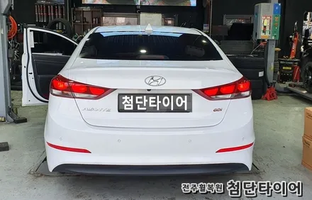 [전주휠복원 첨단타이어] 더뉴아반떼AD 순정15인치->17인치 인치업 더뉴아반떼 순정복원휠+ 한국타이어 / 전주