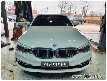 [전주휠복원 첨단타이어] BMW530i 순정18인치->19인치 인치업!!(BMW647m 순정복원휠+ 피넬리 피제로 올시즌 245/40R19  275/35R19 ) / 전주