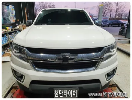[전주휠복원 첨단타이어] 쉐보레 콜로라도 순정17인치 블랙유광 휠복원! / 전주