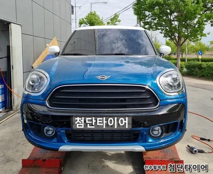 [전주휠복원 첨단타이어] 미니컨트리맨 쿠퍼D 순정18인치 휠복원휠도색 / 전주
