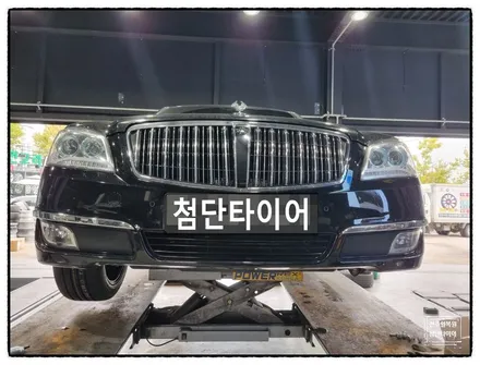 [전주휠복원 첨단타이어]체어맨W CW700 마이바흐 스타일 20인치-> 19인치 체어맨 카이져 스퍼터링크롬휠+ 2454519 금호 솔루스 TA51조합- / 전주