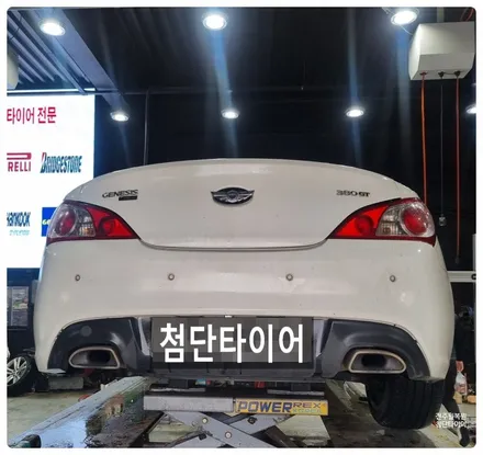 [전주 휠복원 첨단타이어]제네시스쿠페 순정19인치 굴절+휠스크래치-> 블랙유광 복원휠+미쉐린타이어+2254019 PILOT SPORT 4 1개 교환 / 전주
