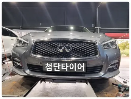 [전주 휠복원 첨단타이어]인피니티 Q50 순정19치 커스텀휠복원/휠도색(블랙폴리쉬+다이아몬드컷팅)캘리퍼전용우레탄도색(레드)-익산군산익산휠복원,광주대전휠복원,목포서천여수휠,김제휠복원 / 전주
