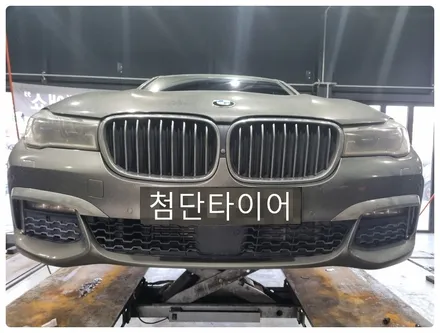 [전주 휠복원 첨단타이어] BMW730d 순정19인치 647M 휠스크래치+휠크랙발생->647M 순정19인치 블랙컷팅 커스텀 복원휠 교체!정읍익산김제휠복원, 군산광주대전휠복원튜닝 / 전주