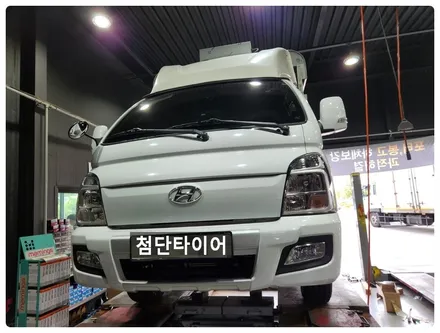 [전주 휠복원 첨단타이어] 포터 1톤 하체보강 튜닝 애쇼쇼바 + 헬퍼스프링/우레탄스프링 + 리어 사제 AMS 머드락휠!/하체보강+승차감개선+판스프링보강!+휠튜닝 / 전주