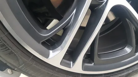 ♥BMW X4 20인치 휠복원♥[스퍼터링][명품휠] [순정휠타이어][다이아몬드컷팅][전주휠복원] [전주 휠수리][전주자동차휠복원][전주휠타이어] / 전주