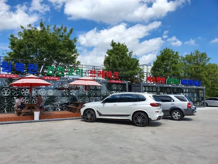 [첨단타이어] BMW X5 M50d 순정22인치 다이아몬드컷팅 휠복원- / 전주