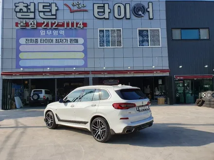 [첨단타이어] BMW X5 M50d 순정22인치 다이아몬드컷팅 휠복원- / 전주