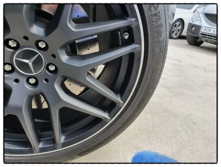 [첨단타이어]벤츠GLE63s AMG 22인치 정품휠복원(블랙무광+다이아몬드컷팅) / 전주