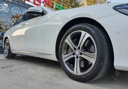 [첨단타이어] 벤츠E300 순정18인치 다이아몬드컷팅 복원휠로 교체 / 전주