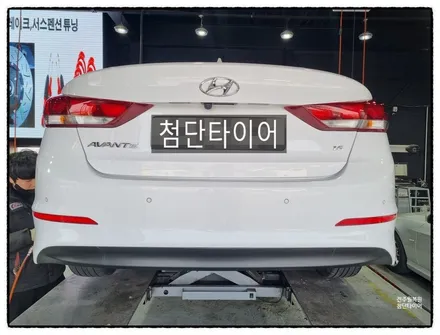 [전주 휠복원 첨단타이어] 아반떼AD 순정17인치 휠복원/복원휠교체-휠스크래치 휠긁힘- / 전주