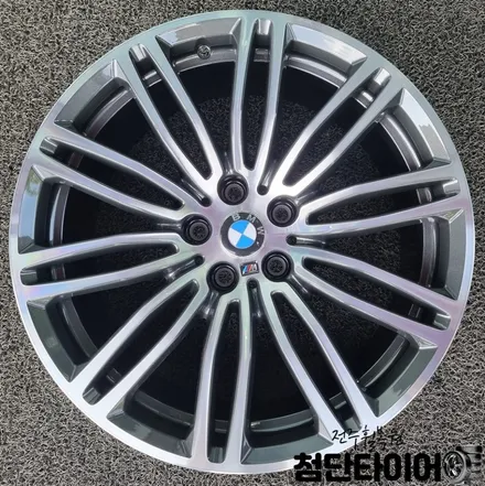 [전주 휠복원]]BMW G30 664M순정19인치 휠복원 남원부안휠복원,정읍익산김제휠복원, 군산휠복원, 광주대전휠복원, 충남충북휠,전주휠타이어,목포여수휠복원,전주휠튜닝,전주휠도색 / 전주
