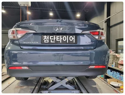 [전주 휠복원 첨단타이어] LF소나타 18인치 레이즈휠->제네시스 G80 신형  순정18인치 복원휠튜닝, 정읍익산김제군휠복원,대전휠광주휠,충북충남휠,전주자동차휠,김제휠복원,전남휠 / 전주