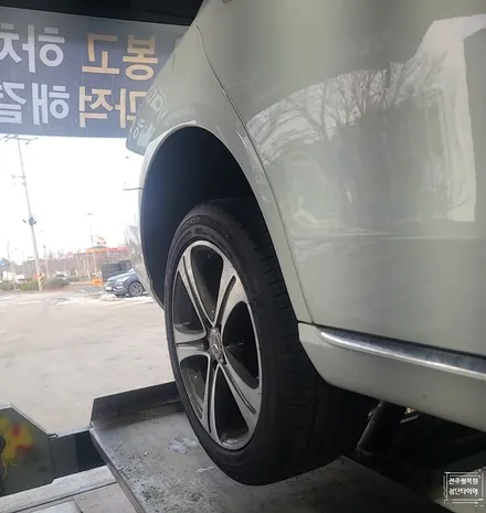 [전주 휠복원 첨단타이어]벤츠E클래스 순정18인치->19인치 인치업(벤츠E63 ST 복원휠+중고타이어조합) 정읍익산김제휠복원, 군산광주대전휠복원튜닝,충남충북휠복원,서천대천휠,목포여 / 전주