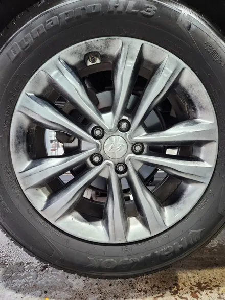 [전주김제 휠복원 첨단타이어] 싼타페 DM 18인치 도장 복원휠 튜닝 휠복원 광주대전휠복원 군산휠복원,충남충북휠복원,서천대천휠복원,여수목포휠복원,전주휠튜닝, 휠타이어인치업 / 전주