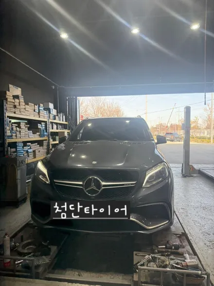 [전주 휠복원 첨단타이어] 벤츠 GLE 순정 21인치 AMG 컷팅휠⇨신형 GLE AMG 21인치 블랙유광 순정 복원휠 김제익산군산휠복원,대전휠복원,광주휠복원,충남충북휠복원,휠타이어 / 전주