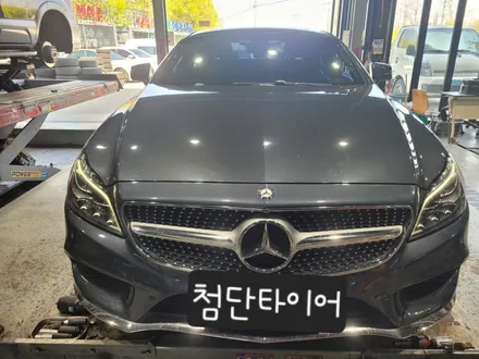 [전주 휠복원 첨단타이어] 벤츠 CLS 순정 19인치 마차휠⇨S500 순정 19인치 블랙크롬 커스텀복원휠 김제익산군산휠복원,대전광주휠복원,천안아산휠복원,서천대천휠복원,여수목포휠복원 / 전주