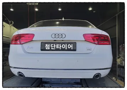 [첨단타이어] 아우디A8 순정19인치 휠복원 / 전주