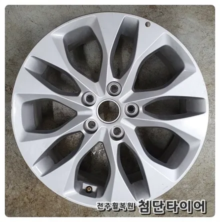 [전주휠복원 첨단타이어] 기아 신형 K8 17인치 순정휠-> 블랙유광 휠복원/휠도색, / 전주