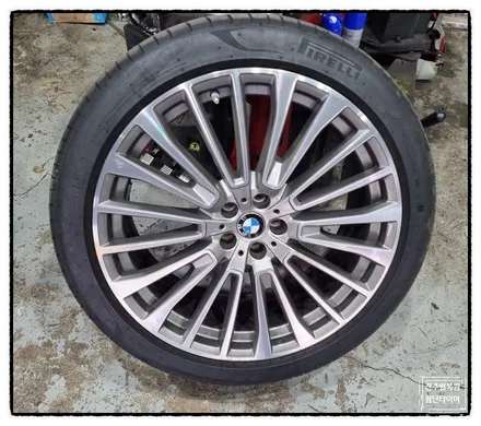 [전주 휠복원 첨단타이어]BMW X7 순정22인치 휠복원/다이아몬드컷팅/휠스크래치/휠수리- / 전주