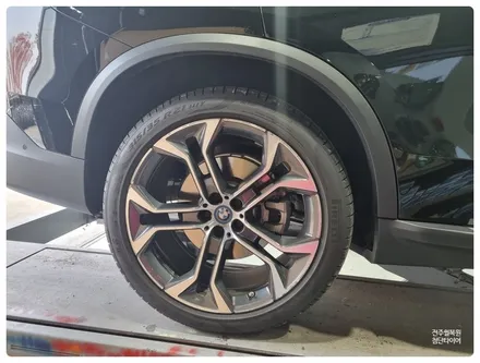 [전주 휠복원 첨단타이어] BMW X5 순정21인치 휠스크래/다이아몬드컷팅 휠복원 정읍휠복원,대전휠광주휠,충북충남휠,전주자동차휠,광주휠복원, 김제휠복원,군산휠복원,전주자동차휠인치업 / 전주