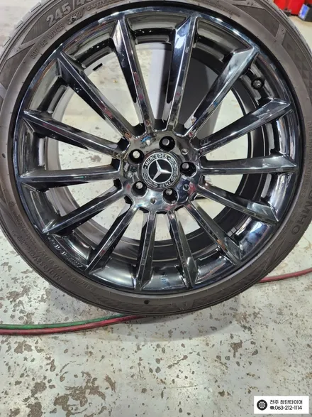 [전주김제 휠복원 첨단타이어]벤츠 560차량 20인치 순정 CLS AMG 블랙스퍼터링크롬 복원휠 튜닝 광주대전휠복원 군산휠복원,충남충북휠복원,서천대천휠복원,여수목포휠복원,전주휠튜닝 / 전주