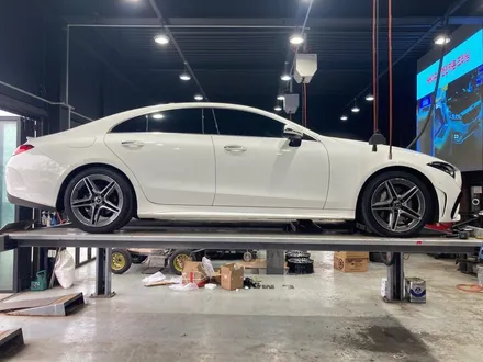 [전주 휠복원 첨단타이어] 벤츠 CLS 300d 19인치 AMG휠 ⇒ CLS 450 20인치 AMG 신형마차휠 인치업 튜닝 김제군산익산휠복원,대전광주휠복원,여수목포휠복원,휠타이어 / 전주