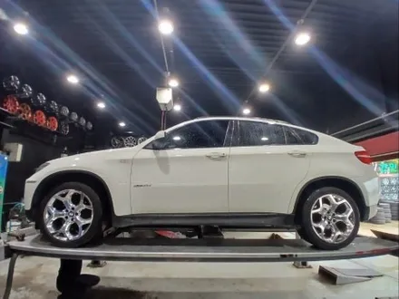 ➿전주 휠복원 첨단타이어➿BMW E바디 X6 순정 20인치 화이트크롬휠⇨블랙크롬으로 휠복원 전북전남휠복원,대전휠복원,광주휠복원,대구휠복원,충북충남휠복원,경북경남휠복원,경기도휠복원 / 전주