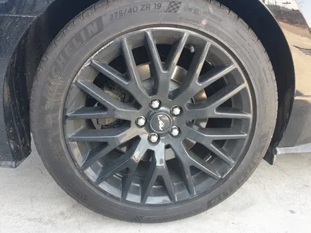 [첨단타이어] 머스탱 GT 5.0 Coupe 19인치 블랙유광 휠복원 / 전주