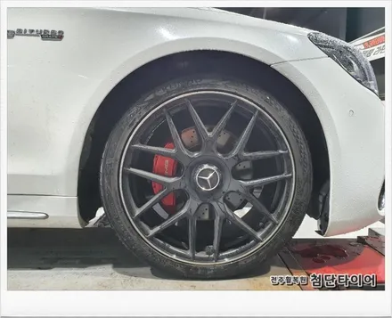 [첨단타이어]벤츠S63AMG 스타일 20인치->신품 마차휠ST 교체! -전주휠복원,정읍익산김제군산휠복원,대전휠광주휠,충북충남휠,전주튜닝,중고휠,중고휠타이어,휠수리,여수목포부여휠복원 / 전주