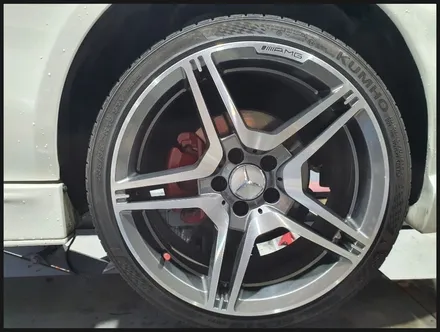 [첨단타이어] 벤츠SLK55 AMG 19인치 휠굴절+휠크랙 발생-> 휠복원+새타이어 교체!전주휠복원,정읍익산김제군산휠복원,대전휠광주휠,충북충남휠,전주자동차튜닝,중고휠타이어,사제휠 / 전주