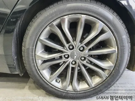 [전주휠복원 첨단타이어] 제네시스 G80 순정18인치 블랙크롬휠->다이아몬드컷팅 복원휠 교체! / 전주