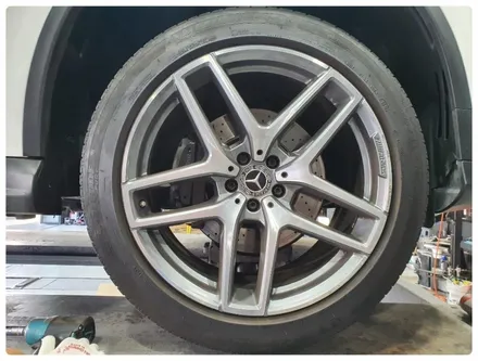 [전주휠복원 첨단타이어] 벤츠GLE350d 쿠페 순정21인치 다이아몬드컷팅 휠복원+ 275/45R21 피넬리 / 전주