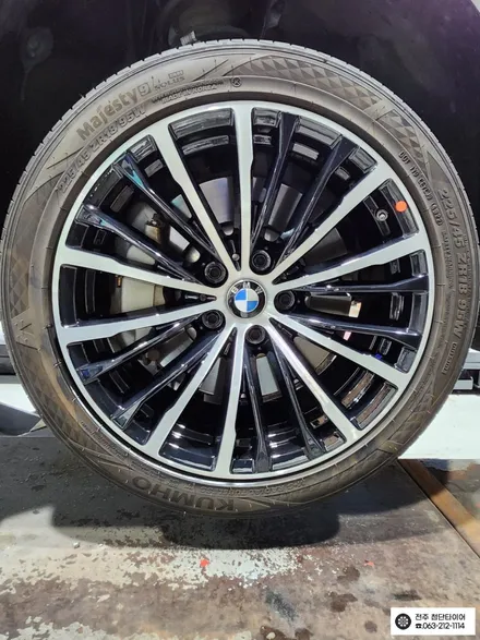 [전주김제 휠복원 첨단타이어] BMW 330e 21인치 순정휠 블랙컷팅 휠복원 광주대전휠복원 군산휠복원,충남충북휠복원,서천대천휠복원,여수목포휠복원,전주휠튜닝, 휠타이어인치업 / 전주