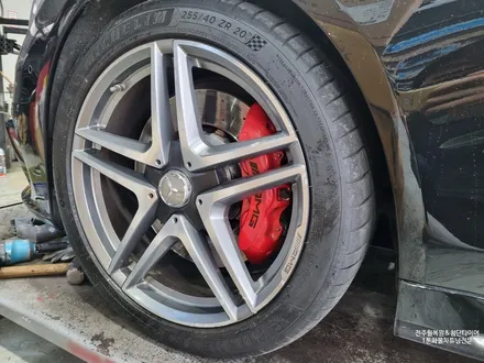 벤츠S63 AMG 순정20인치휠->다이아몬드컷팅 휠복원 튜닝 정읍휠복원,대전휠광주휠,충북충남휠,전주자동차휠,광주휠복원, 김제휠복원,군산휠복원,전주자동차휠 / 전주