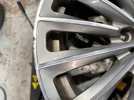 [전주 휠복원 첨단타이어] BMW 730d 19인치 순정 컷팅휠 ⇨ BMW 5GT 19인치 순정복원휠 김제익산군산휠복원,대전광주휠복원,서천대천휠복원,여수목포휠복원,휠타이어 / 전주