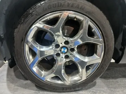 ➿전주 휠복원 첨단타이어➿BMW E바디 X6 순정 20인치 화이트크롬휠⇨블랙크롬으로 휠복원 전북전남휠복원,대전휠복원,광주휠복원,대구휠복원,충북충남휠복원,경북경남휠복원,경기도휠복원 / 전주