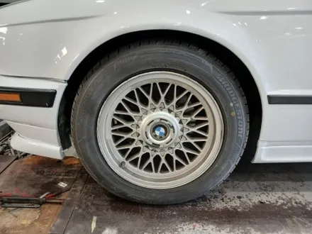 🐎전주 휠복원 첨단타이어🙇🏻‍♂️🙇🏻‍♀️BMW 525i 올드카 순정 16인치 도장휠⇨휠복원 작업 전주휠튜닝,인치업,휠도색,휠커스텀,휠굴절,휠크랙,휠수리,복원휠,휠타이어 / 전주