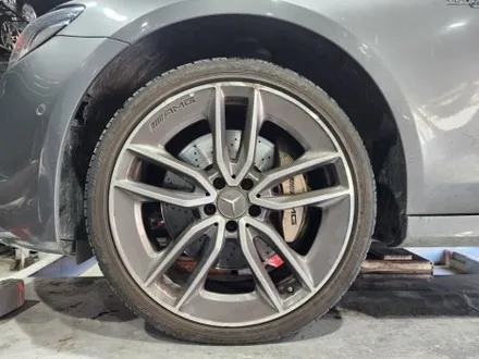 ➰전주 휠복원 첨단타이어➰벤츠 E53 AMG 순정 20인치 컷팅휠⇨CLS 400d 순정 19인치 블랙크롬 커스텀복원휠로 인치다운+한국타이어 키너지컴포트 전주휠튜닝,휠도색,휠타이어 / 전주