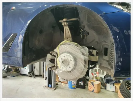 [첨단타이어]BMW520d 순정18인치-> 블랙크롬 커스텀휠복원+앞/뒤캘리퍼도색(블루색)전주휠복원,정읍휠 익산휠복원,김제휠복원,군산휠복원,광주휠,여수휠,충북충남휠,전남순천휠 / 전주