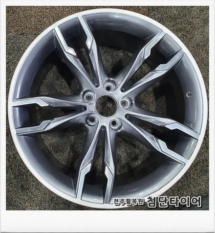 [첨단타이어] BMW520d 18인치 순정휠->19인치 인치업 신품신형휠+ 중고타이어 조합+캘리퍼도색(블루)-전주휠복원,정읍익산김제군산휠복원,대전휠광주휠,충북충남휠,전주튜닝,중고휠 / 전주