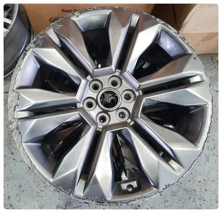[첨단타이어]모하비 더마스터 순정20인치 신품휠+타이어교체(265/50R20 HP2) / 전주