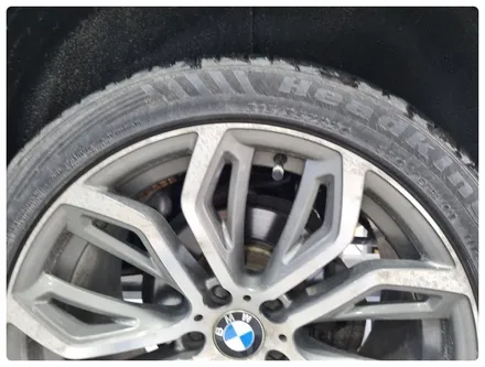 [전주 휠복원 첨단타이어] BMW X6 20인치 ST휠 굴절+크랙+백화현상발생-> BMW X6 순정20인치 커스텀 복원휠튜닝!정읍익산김제군휠복원,대전휠광주휠,충북충남휠,전주자동차휠 / 전주