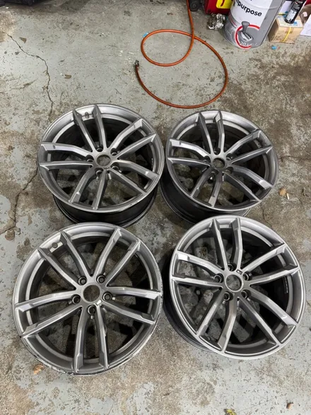 [전주 휠복원 첨단타이어]BMW 520d 순정 18인치 도장휠⇨블랙유광으로 휠복원 김제익산군산휠복원,대전휠복원,광주휠복원,전북전남휠복원,충남충북휠복원,경남경북휠복원,휠타이어,휠튜닝 / 전주