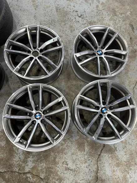 [전주 휠복원 첨단타이어] BMW 5시리즈 G30 순정 18인치 도장휠⇨블랙스퍼터링크롬 커스텀 복원휠로 교체 전주휠튜닝,인치업,휠도색,휠수리,휠용접,휠커스텀,휠타이어,바이크휠튜닝 / 전주