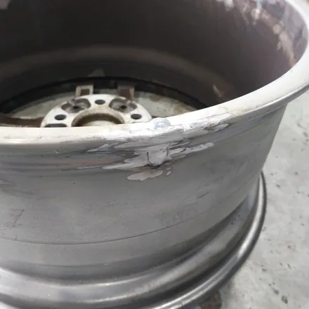 [첨단타이어] BMW 520d 휠크랙 용접수리 전주휠복원,전북휠복원 익산휠복원, 김제휠복원, 군산휠복원, 남원휠복원,전주자동차튜닝,광주휠복원,전주렉스턴스포츠칸,전주칸튜닝 / 전주