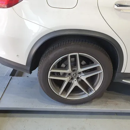 [첨단타이어] 벤츠GLE350d 순정21인치 AMG 다이아몬드컷팅 휠복원 / 전주
