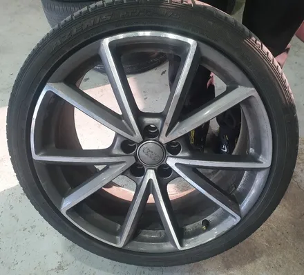 [첨단타이어] 아우디 Q3 TDI 순정20인치 휠크랙+휠용접수리 작업후기!! / 전주