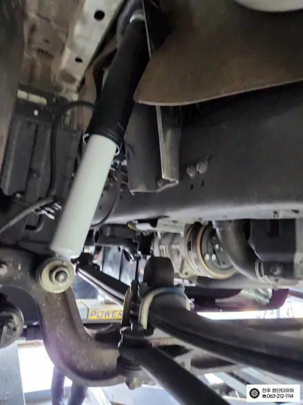 [전주김제 휠복원 첨단타이어] 봉고 1.2톤 애쇼쇼바 + 우레탄 스프링패드 장착 하체보강 튜닝 차체처짐 개선+판스프링보강+하체보강-군산김제익산휠복원, 대전광주휠복원 / 전주